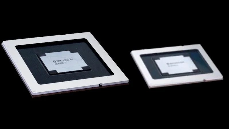 Tomahawk 6-100G (left). Tomahawk 6-200G (right)